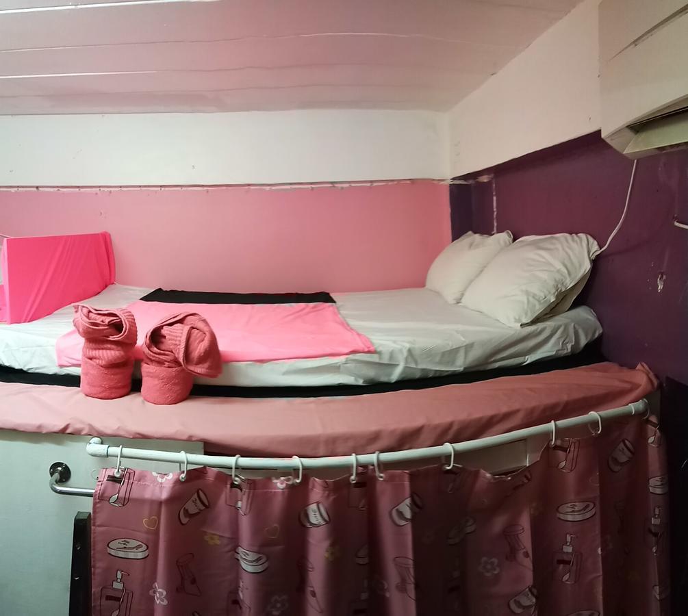 Wild & Wandering Backpacker Hostel & Bar Haad Rin Rum bild